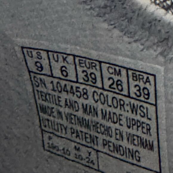 Skechers Hands-Free Martha Stewart Slip-Ins. - Picture 10 of 10